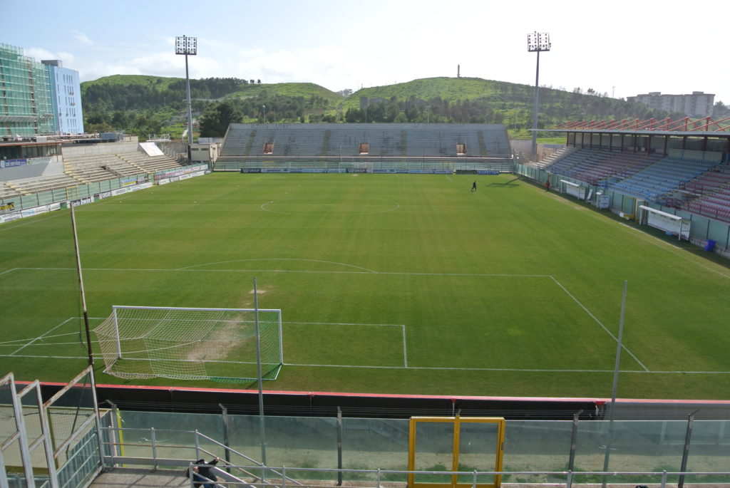 Stadio Scida prima della recente ristrutturazione